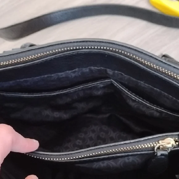 Black Women's Leather Satchel Handbag with Gold Hardware - Picture 7 of 11